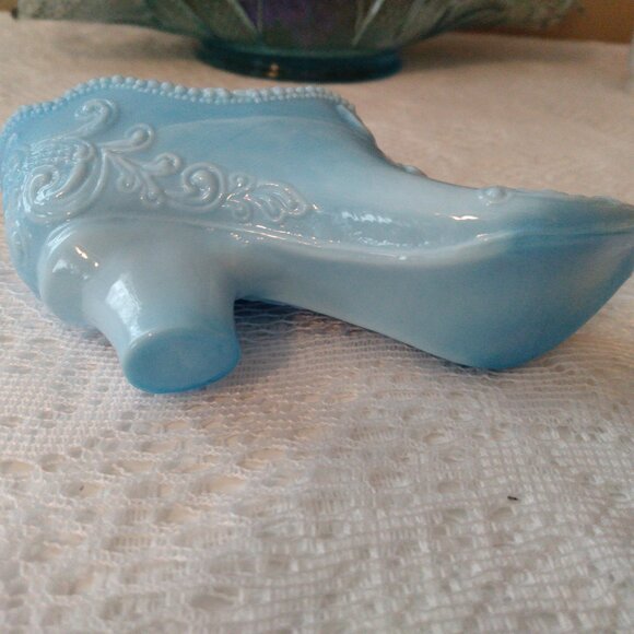 Vintage Fenton blue, satin glass, shoe - Picture 3 of 7